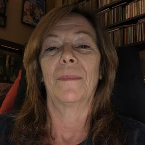 Meet your Posher, Dana